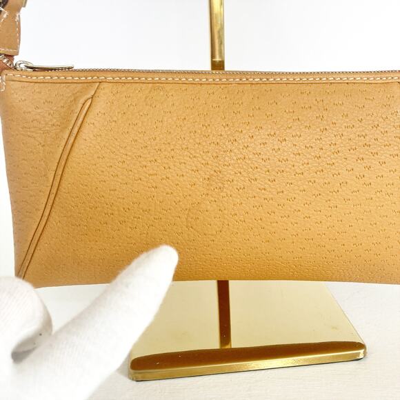 SALVATORE FERRAGAMO Lambskin Gancini Pouch Vintage Shoulder Bag - Picture 13 of 15